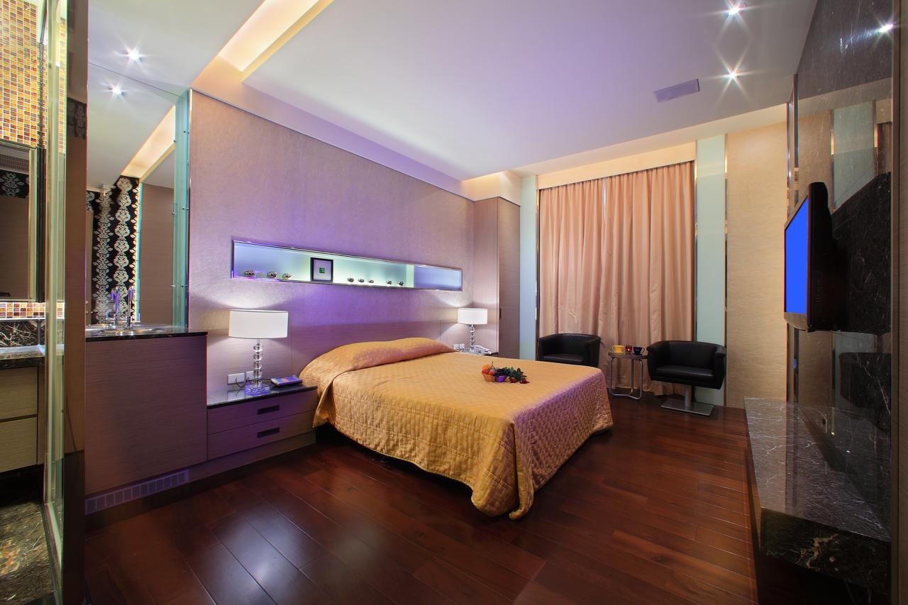 Spring Hotel Тайчжун Экстерьер фото