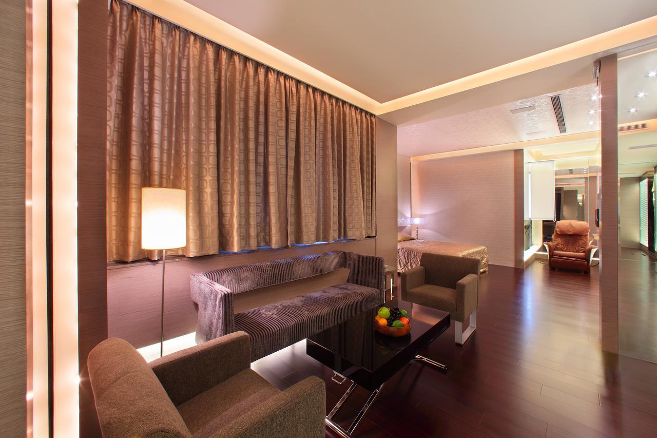 Spring Hotel Тайчжун Экстерьер фото
